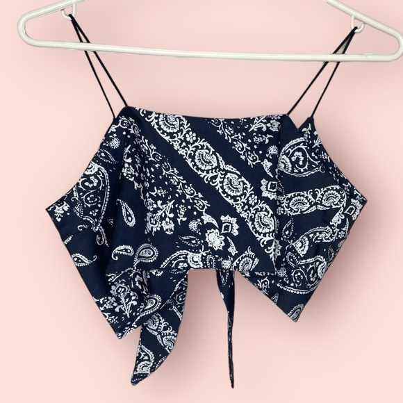 Bandana Crop Top - Picture 2 of 5